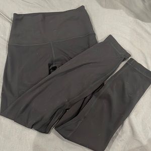 Lulu Lemon size 4 leggings